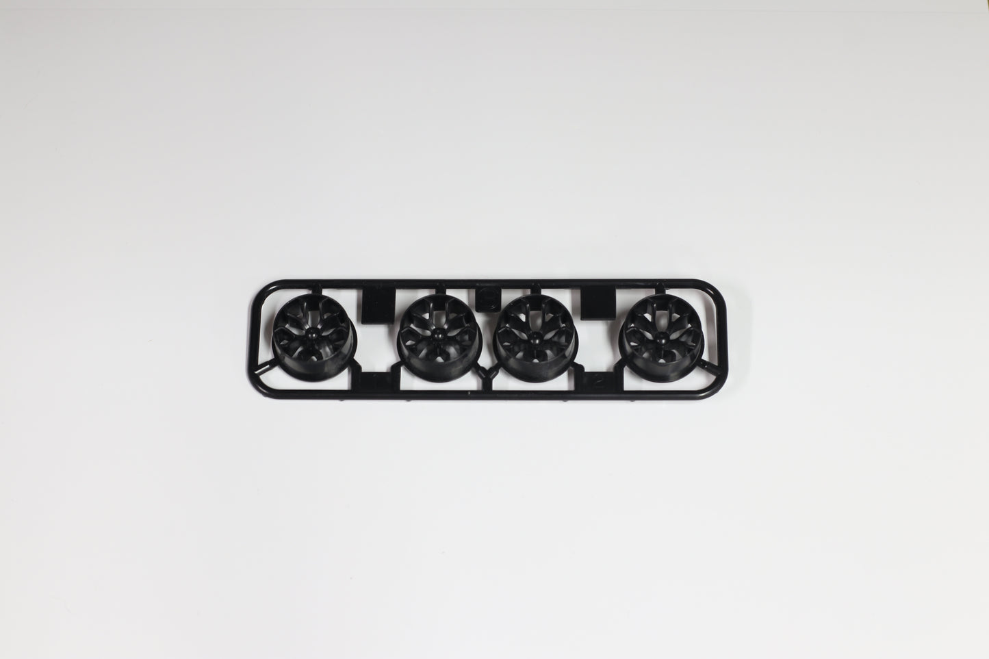 Tamiya Medium Dia. Y Spoke Wheels (Black)